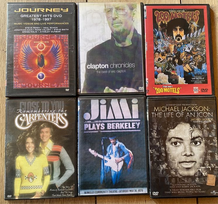 Vand dvd uri cu muzica buna