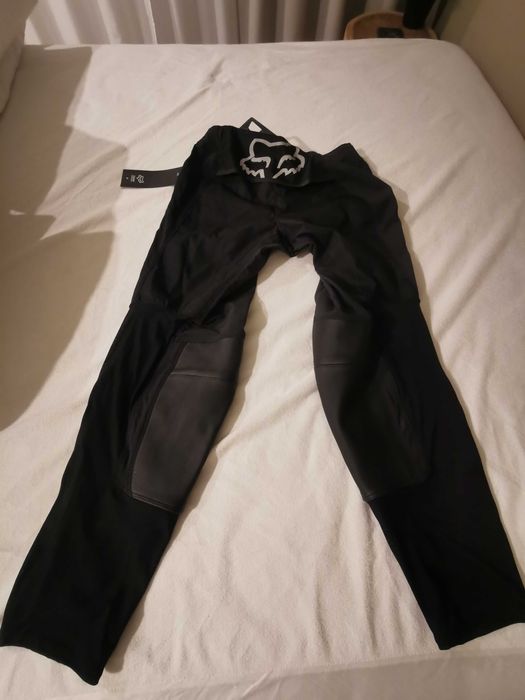pantaloni FOX, MĂRIMEA 32,NOI