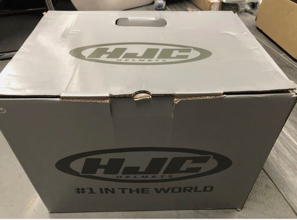 Нова Каска Hjc c70 Nian