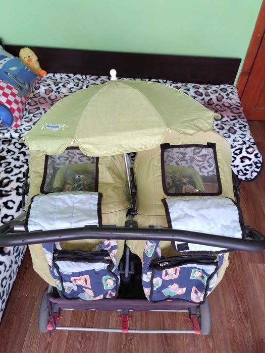 Двойна Количка за близнаци или породени