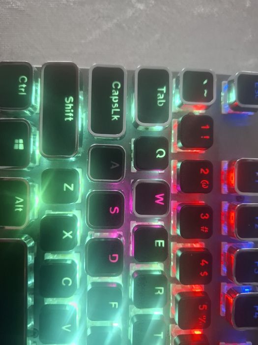 продам Aula F2088