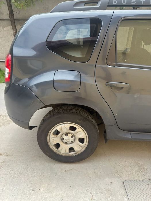 Dacia Duster Dacia Duster Laureate 1.5 Diesel, factura pe firma.