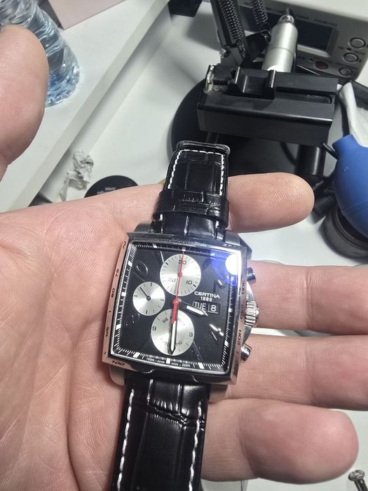 Часы автоподзавод хронграф.