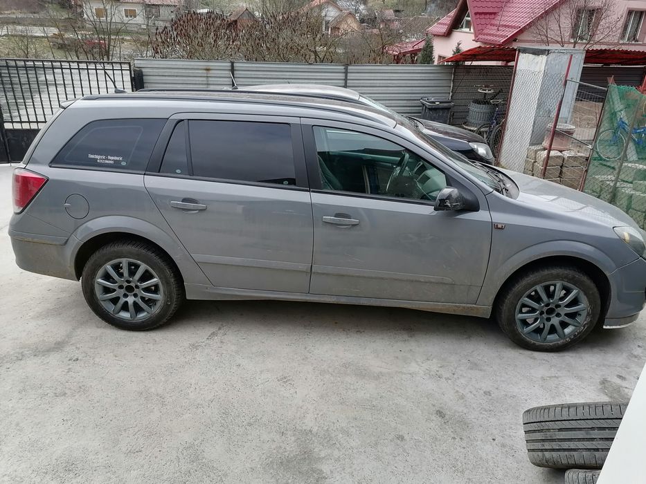 Vand opel astra h caravana