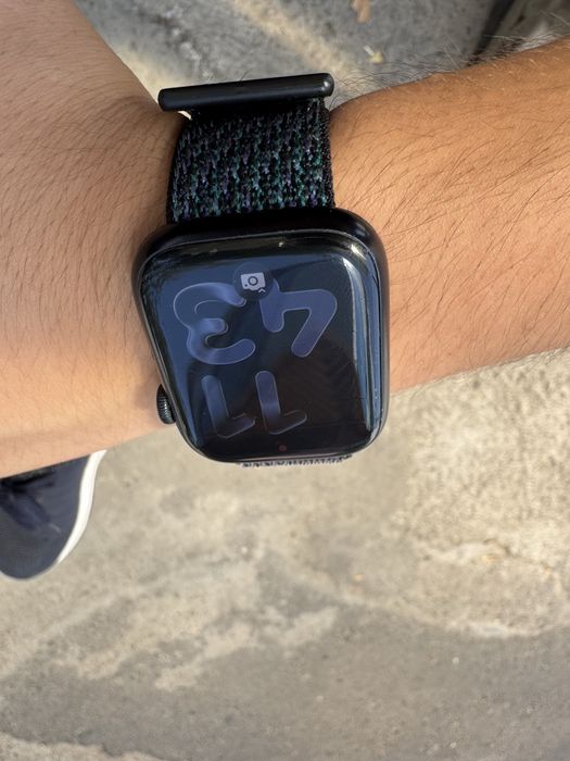 Apple watch 8.45