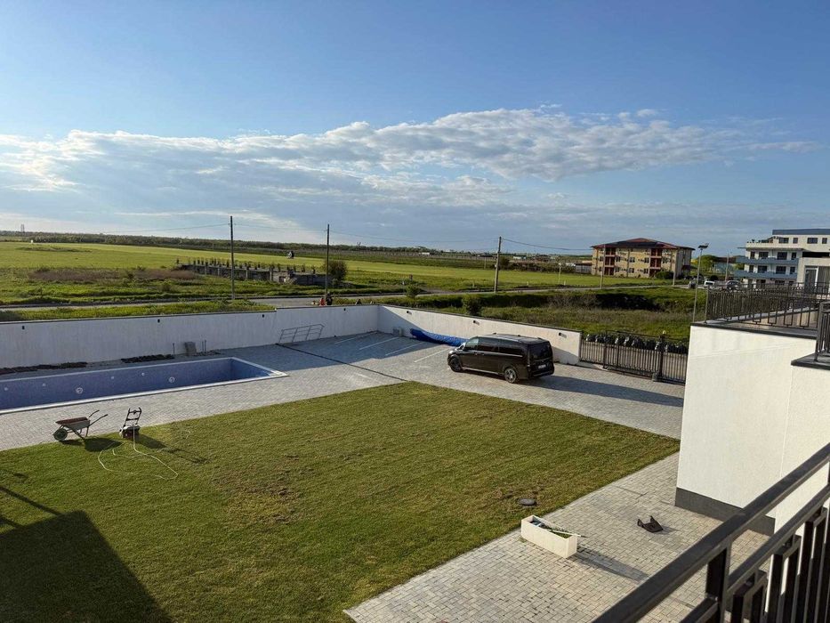 Apartament 3 camere premium in vila, Costinesti | Curte 1.500 mp cu piscina | la 400m de Nibiru