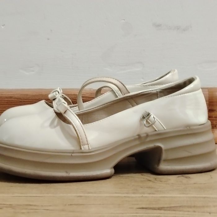 продам туфли женские