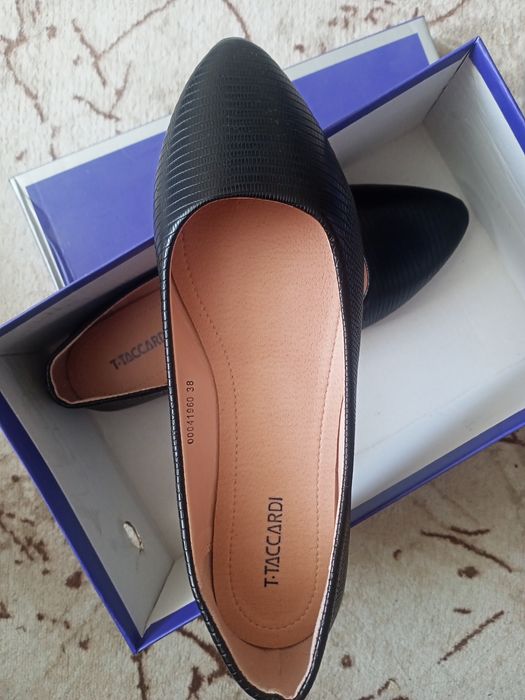 Продам обувь 38 размер