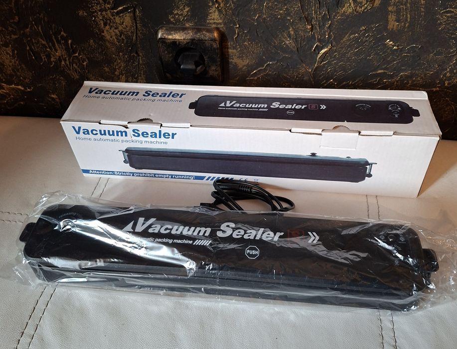 Машина за вакомиране