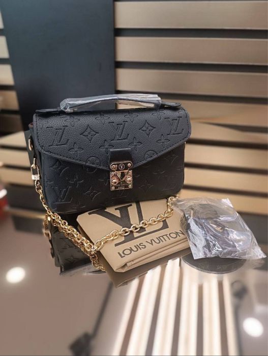 Geanta Louis Vuitton