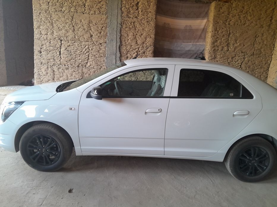 COBALT MIDLINE 
Oq 
Bez prabeg 
Yangi 
Yurmagan