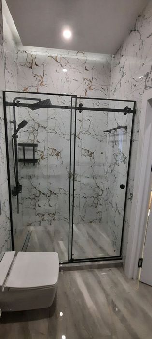 Стеклянные перегородки. Душевые кабины