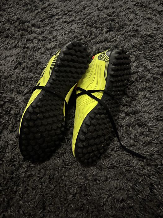 Стоножки за футбол Adidas