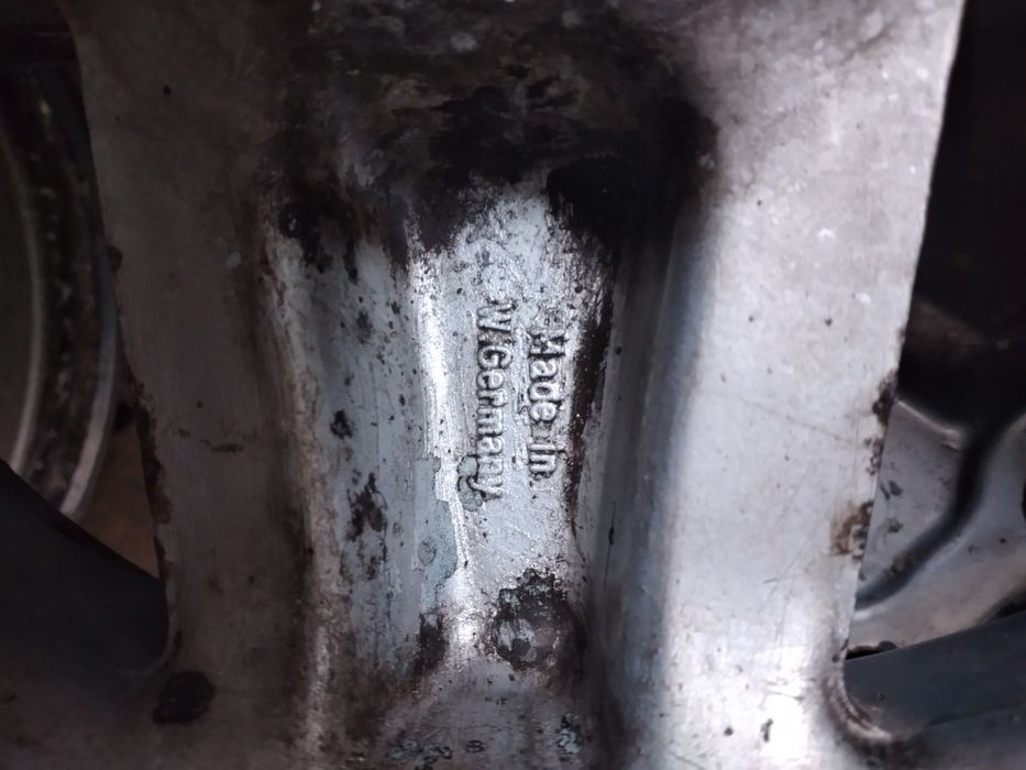 Jenți retro  mercedes 15 BAROCK.