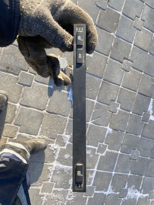 Передний бампер БМВ Е38 7-ка