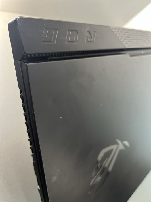 Rog Strix Ryzen 74800H/16/rtx3050/512