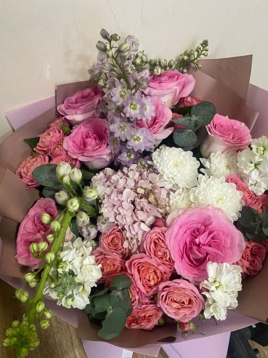 Продается цветы 7000