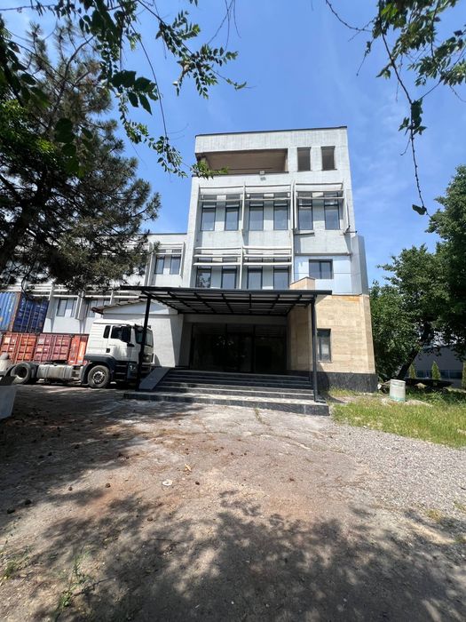 Сдается здание под университет, институт