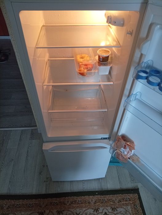 Продам холодильник arg