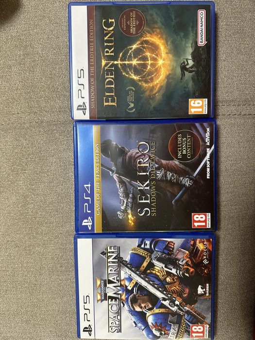 PS5 Slim + 2 джойстика + Pulse слушалки + 3 игри