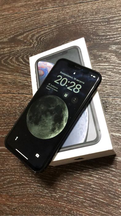 Продам Айфон Хр 64 GB (black)  оригинал, Face ID работает