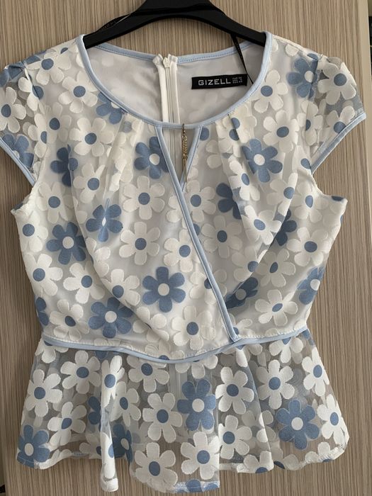 Costum de damă bluză + fustă