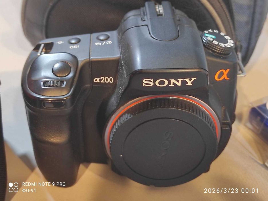 Sony а200. А-mout с обектив Minolta 28/2,8