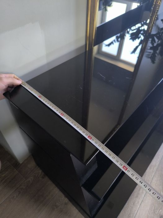 Полка под телевизор