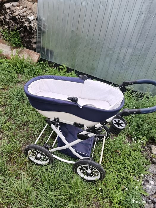 Продам детскую коляску