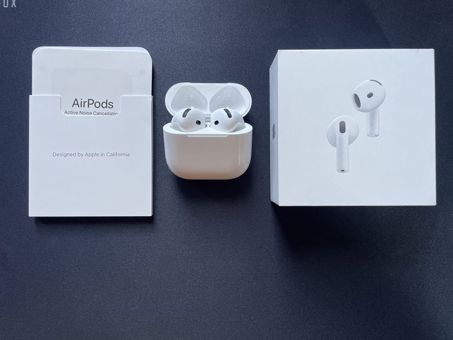 AirPods 4 Noise Cancelling