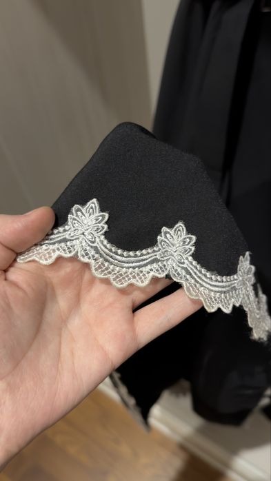 Платье стройнит и скрывает несовершенства