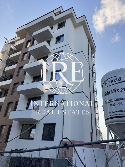 Продава се Тристаен апартамент в Варна, Чайка - 110 кв.м за 1391 €/кв.м - Снимка #1