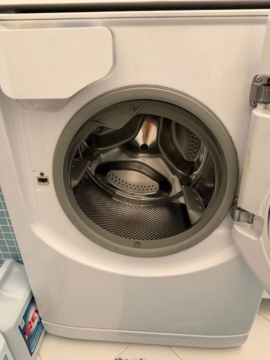 Стиральная машина hotpoint ariston