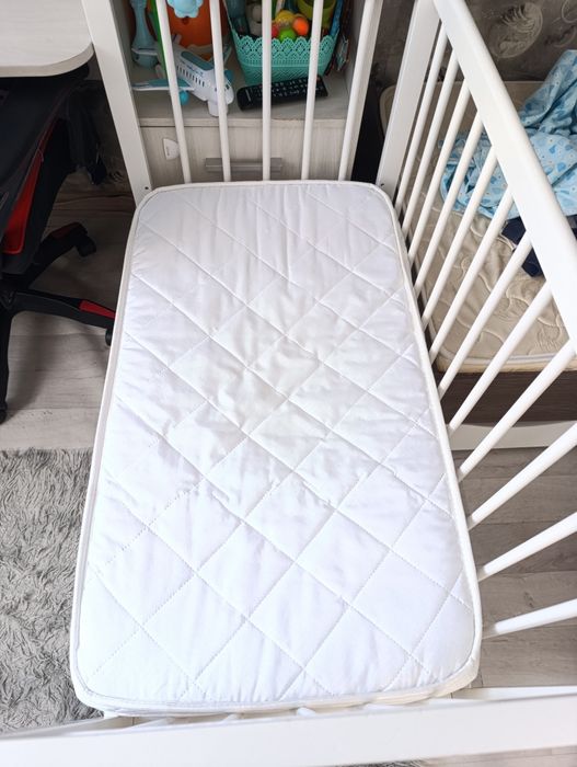 Продам детскую кроватку