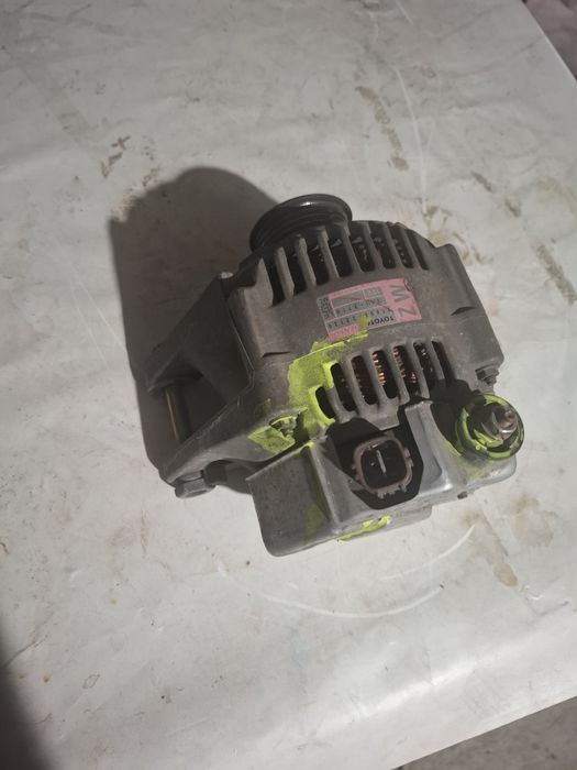 Запчасти на Авенсис