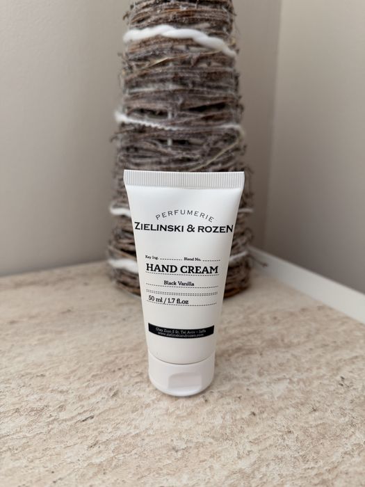 Гримове и козметика Sol de Janeiro, Zielinski&Rozen, Hourglass, Nashi