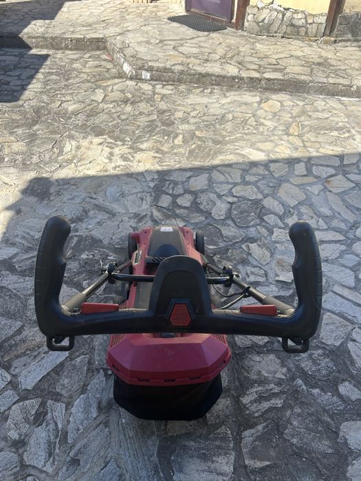 Електричекса косачка Raider 2000W 43см