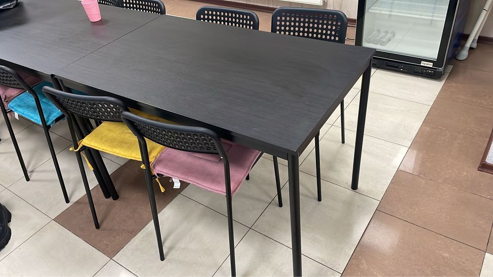 Vand set masa cu scaune