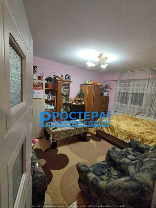 Продава се Двустаен апартамент в Търговище, Запад 3 - 60 кв.м за 1019 €/кв.м - Снимка #1