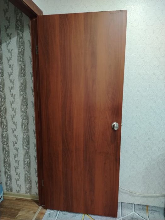 Продам двери 60*200 2шт, 80*200 1шт