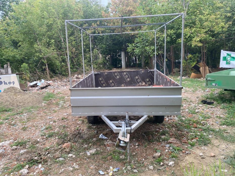 Remorca auto suspensie tripla