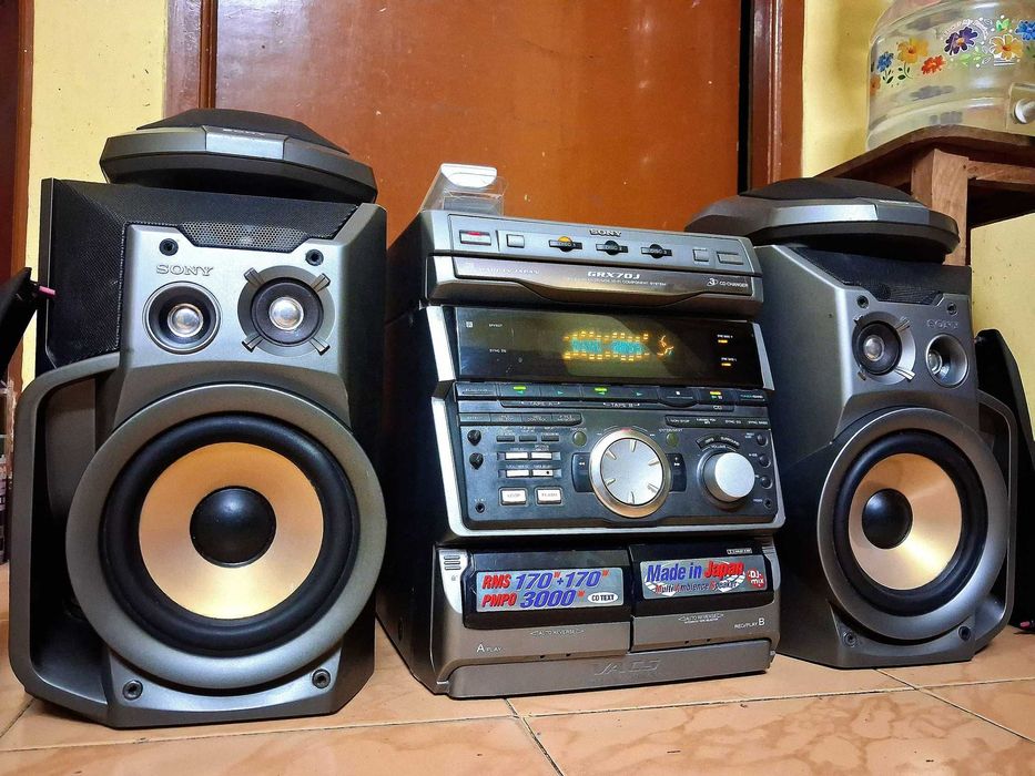 Музыкальный центр Sony