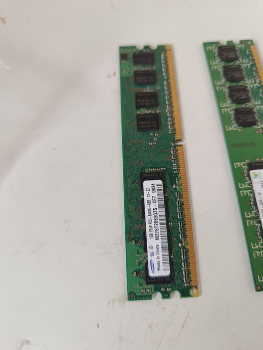 Оперативную память продам