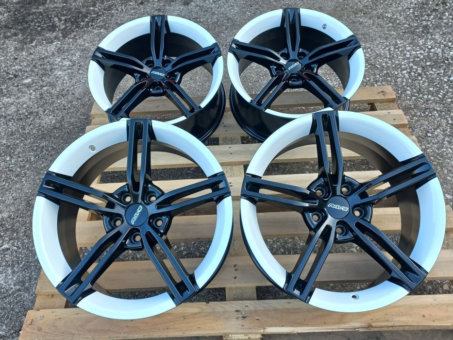 18"Rays 5x114.3 Black- White Honda Mitsubushi Lexus Renault Dacia Toyota 8j et40 Чисто Нови.