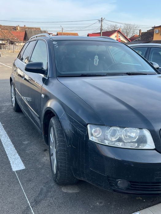 Vând Audi A-4 Break.