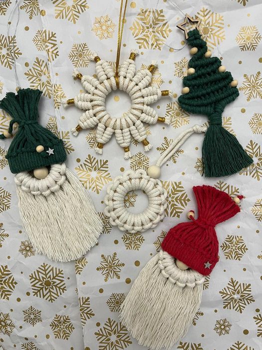 Decorațiuni handmade macrame