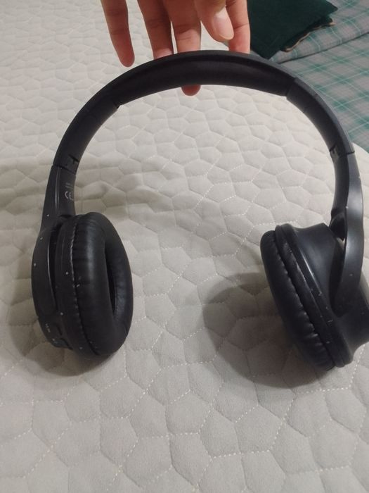 Продам наушники UNION BX14
