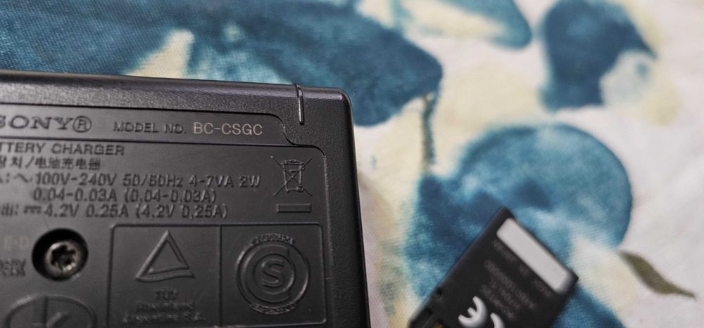 gentuta foto sony cu accesorii