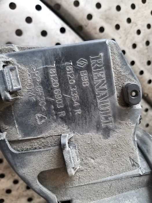 Capac usita rezervor cu buson renault clio 4 781203354r 781206903r