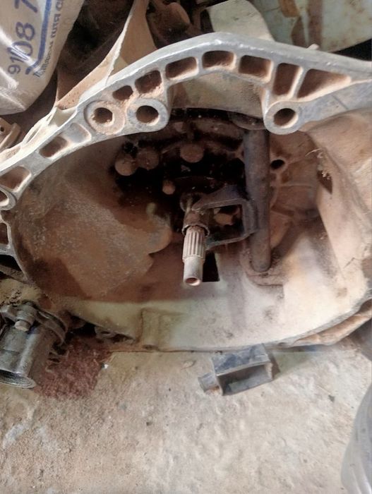 Пежо запчаст галофка